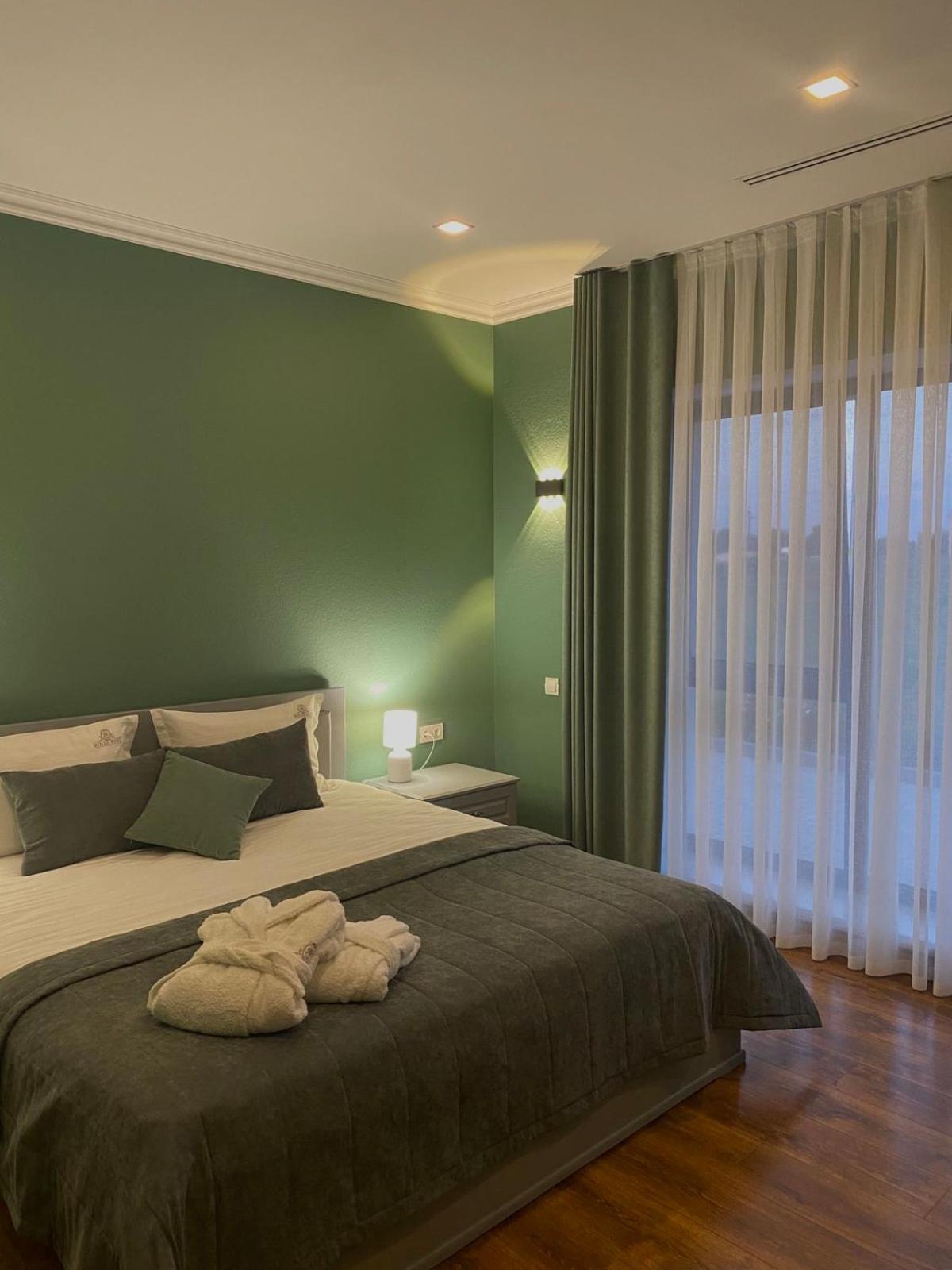 Royal Rest Apartment Bilokrynychchya Ngoại thất bức ảnh